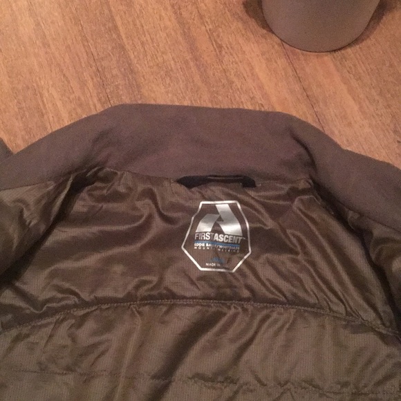 🌸Eddie Bauer First Ascent Jacket size Large🌸 - Picture 2 of 5